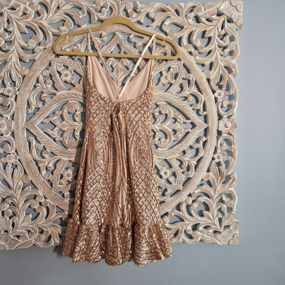 Goddiva Sequin rose gold mini dress small - Picture 5 of 10